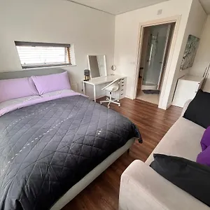  Apartment Stunning 3 Double Bedroom In Greenwich Near O2