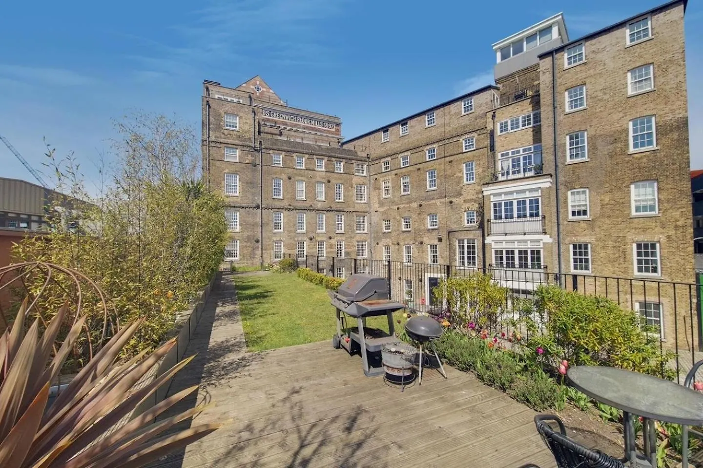 Greenwich Mill - Modern Comfort & Historic Charm London